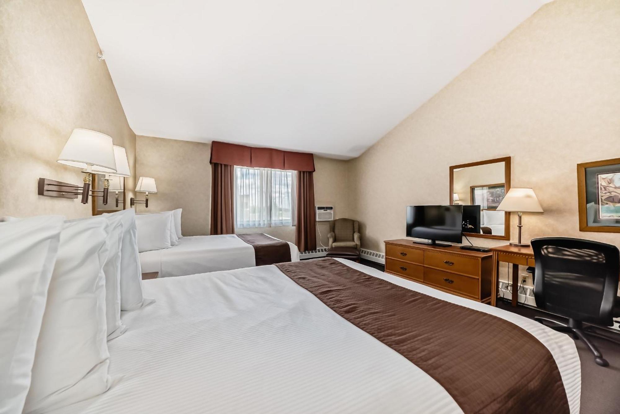 Stony Plain Inn & Suites 외부 사진